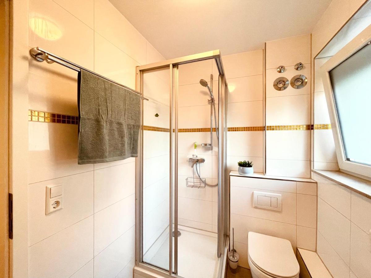 Frisch Renoviertes Und Charmantes Apartment Stuttgart Bagian luar foto